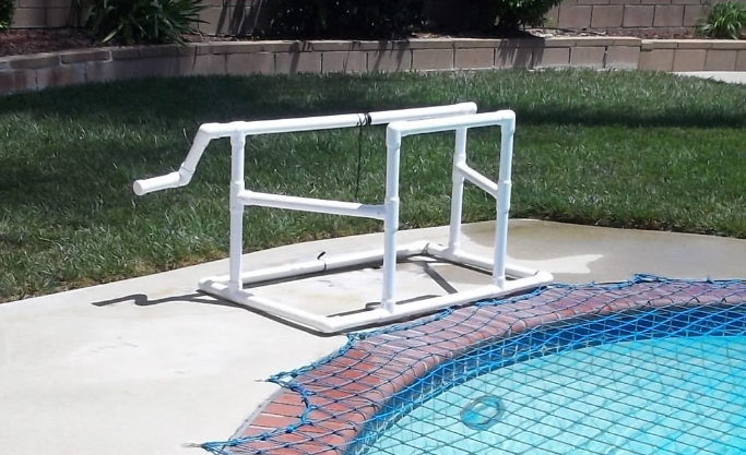 Storage Roller for Pool Net