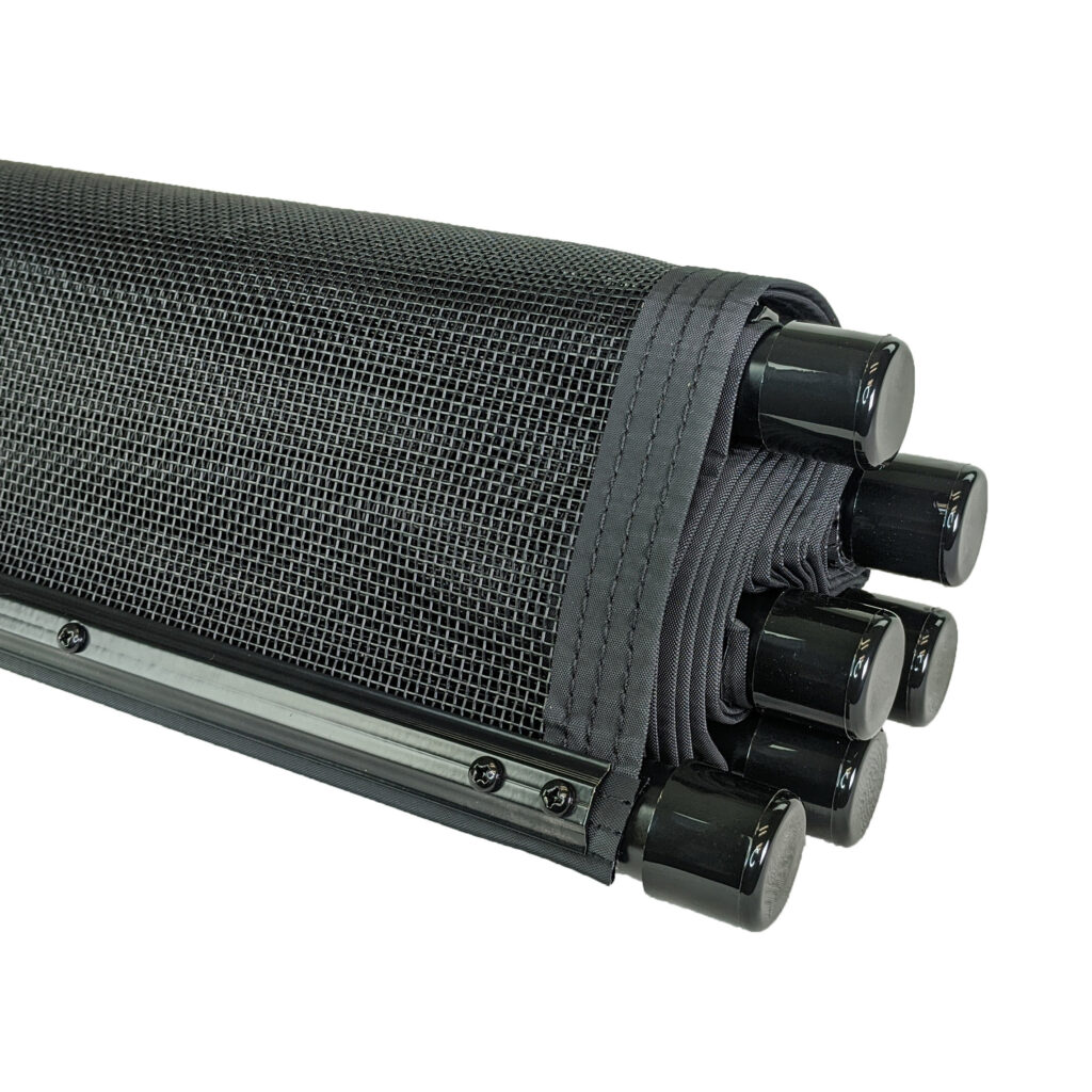 5 Foot Fence - Smooth Black Peg Poles with Malibu Mesh, Top of Fence