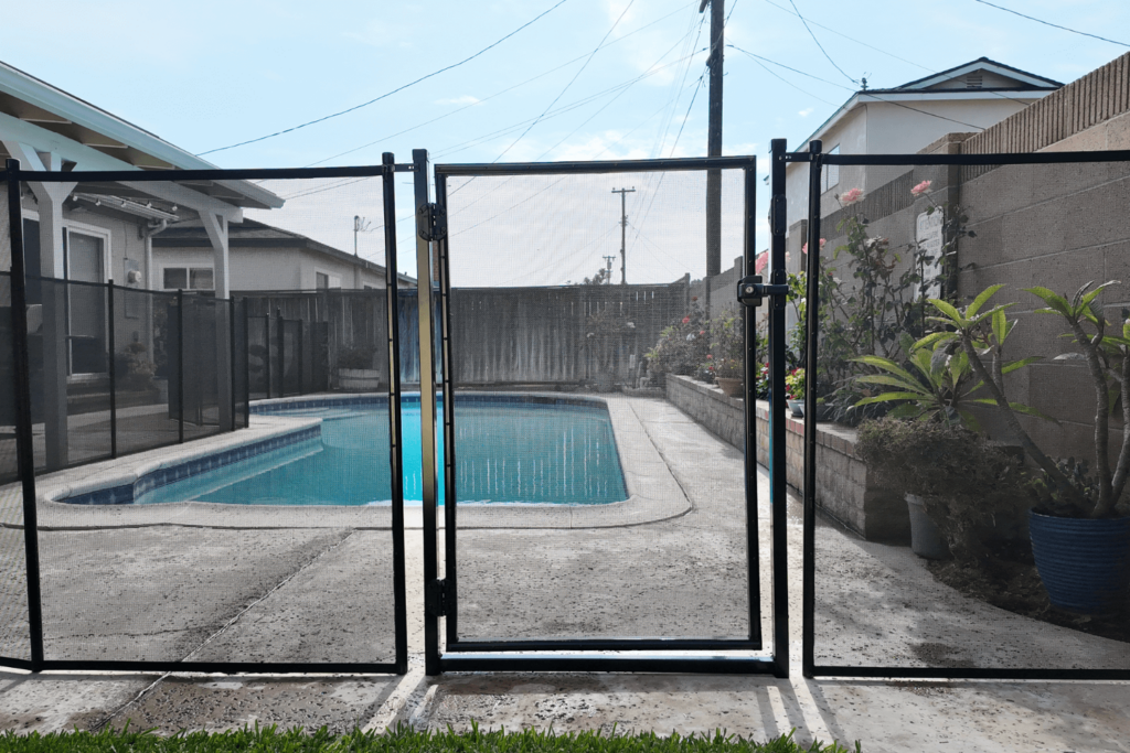 black mesh removable pool fence