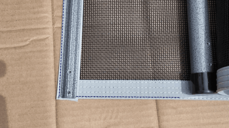 Line Up Molding with Top Border Thread