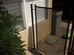 Round Terminating Post installed with a Sleeve