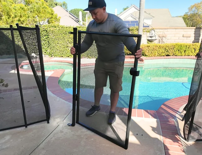 Setting up a do it yourself pool fence