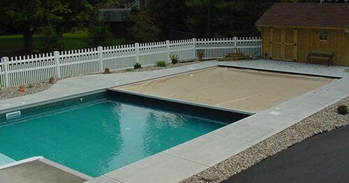 automatic pool cover halfway closed